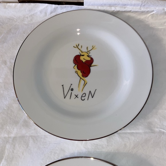 Pottery Barn Reindeer Dessert Plates set of 4 Dasher Dancer Prancer Vixen - Picture 3 of 8